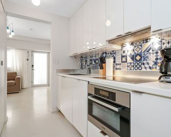 Roami at 250 Collins - Miami Beach - Keittiö
