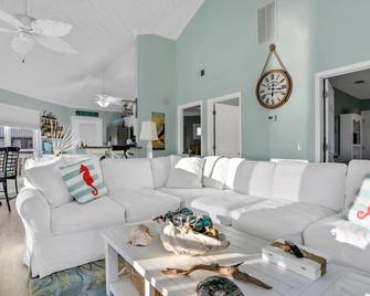 Pelican Point - Port St. Joe - Living room