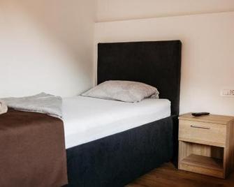 Hotel Murat - Ptuj - Спальня