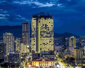 Wise Stay Panorama Condotel - Nha Trang - Byggnad
