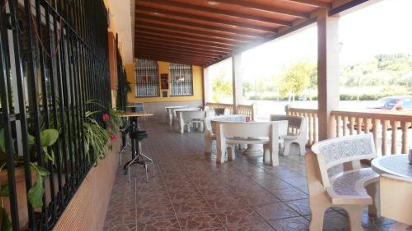 Hostal Restaurante Las Rejas