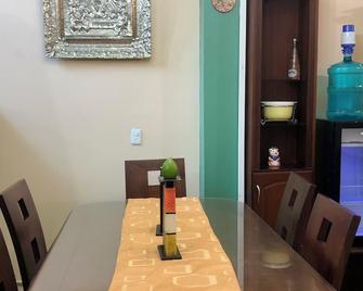 La Casa De Beatriz - Banos - Dining room