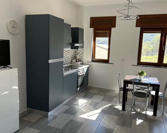 B&B Siris - Chiaromonte - Kitchen