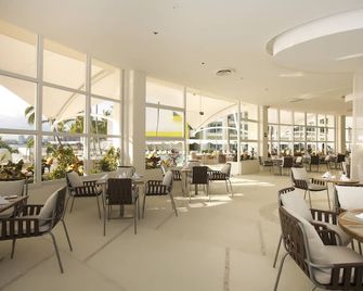 كريستال جراند بويرتو فالارت ب عر امل جميع كلخدمات - بورتو فولارتا - مطعم