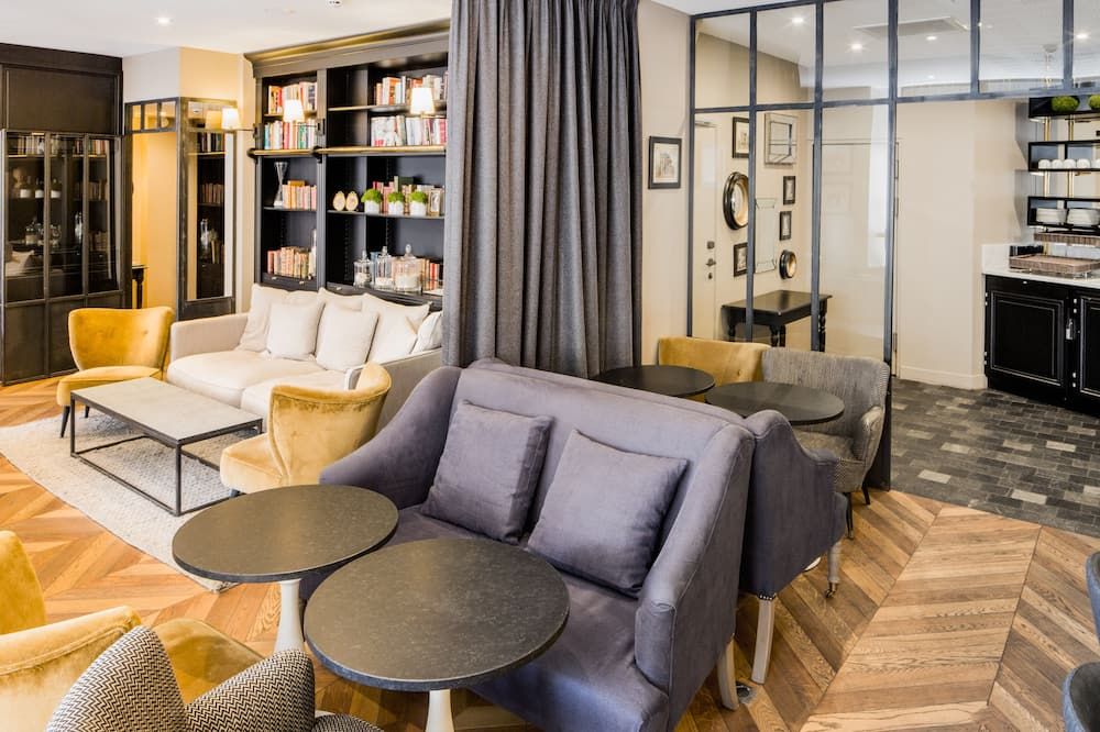 Le Nemours Rennes - רן - טרקלין