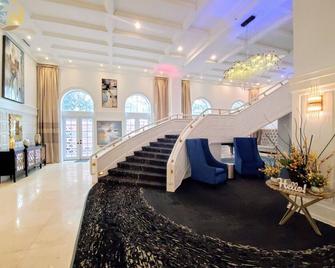Classic Beach Resort - Hora Rentals - Miami Beach - Lobby