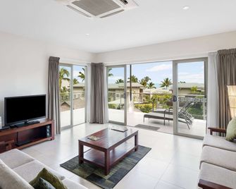 Club Wyndham Denarau Island, Trademark Collection by Wyndham - Nadi - Living room