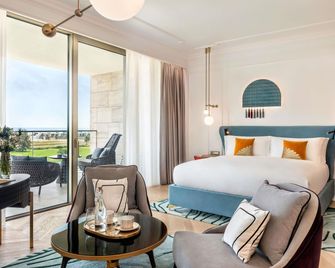 سوفيتيل كوتونو مارينا هوتل آند سبا - كوتونو - غرفة نوم