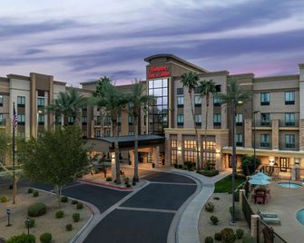 Hampton Inn & Suites Phoenix Glendale-Westgate - Glendale - Bygning