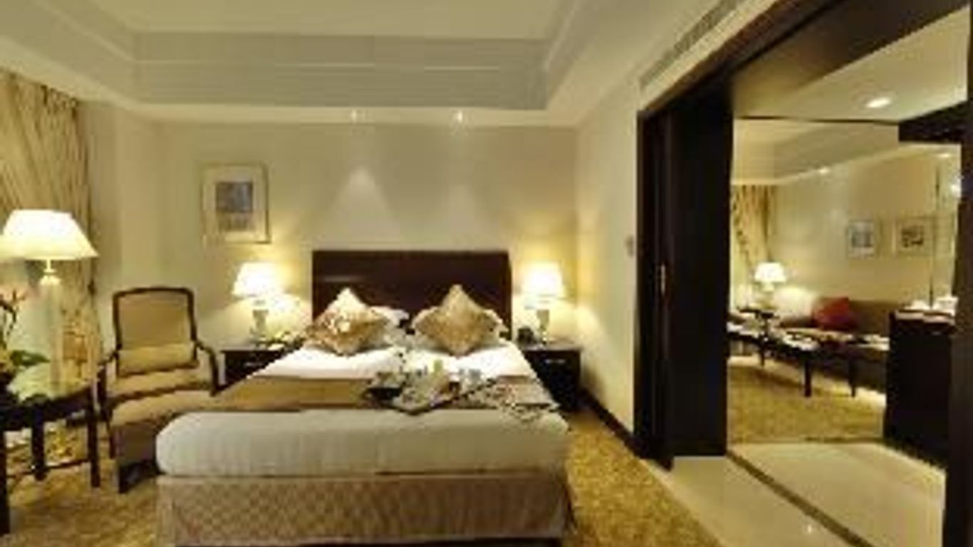 Hotel Equatorial Shanghai