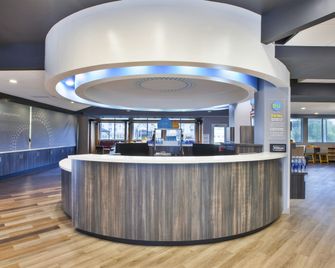 Tru by Hilton Jackson, MI - Jackson - Recepce