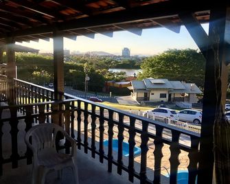 Hotel Panoramico - Penha - Parveke