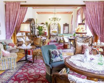 Tante Alma's Hotel Lasthaus Am Ring - Cologne - Lounge