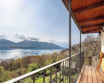La torretta di Mozzola - Oggebbio - Balcony