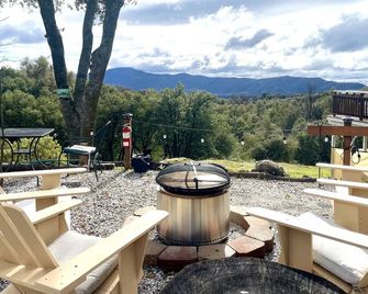 Sterling Suite - Sierra Mountain Lodge - Ahwahnee - Balcony