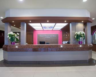 Hotel Maria del Mar - יורט דה מאר - דלפק קבלה