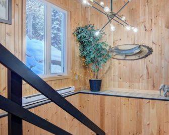 Lake Outdoor Fun & Comfort - Chalet Edja Natur - Gracefield - Stairs