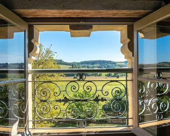 Stunning Castle South Francep - Montjoi - Balcón