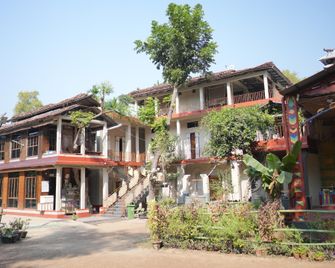 Sonajhuri Atithi Nibas - Bolpur - Building