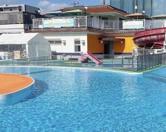 Saijo Hakuwa Hotel - Higashihiroshima - Pool