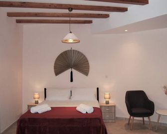 Old Town Venetian Studio by CorfuEscapes - Corfu - Bedroom