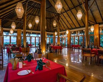 Villa Inle Boutique Resort - ניונג שווה - מסעדה