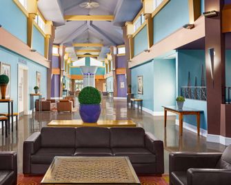 Royal Hotel Edmonton Airport Trademark Collection by Wyndham - Leduc - Resepsjon