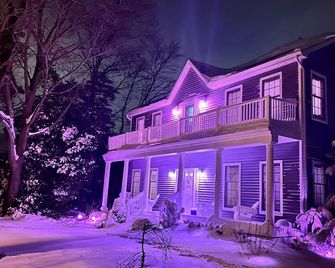 Spacious 5-bedroom house in awesome Point Pleasant. - Point Pleasant - Edificio