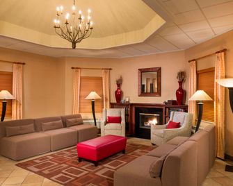 DoubleTree by Hilton Vancouver, Washington - Ванкувер - Вітальня