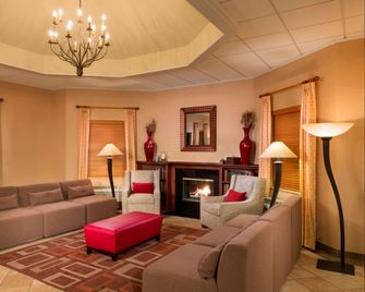 DoubleTree by Hilton Vancouver, Washington - Vancouver - Living room