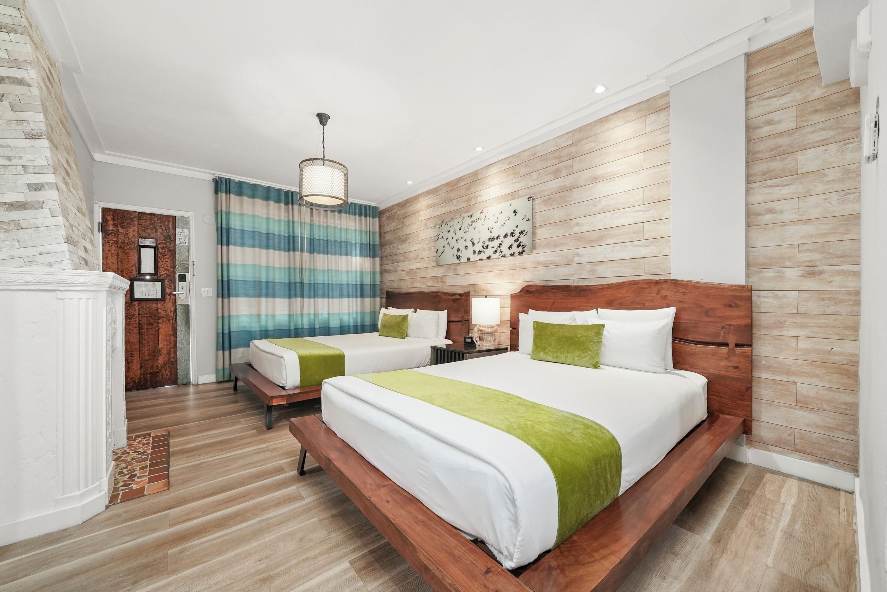 Chesterfield Hotel & Suites - Miami Beach