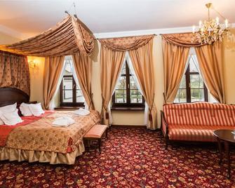 Dwór Kombornia Hotel&spa - Korczyna - Bedroom