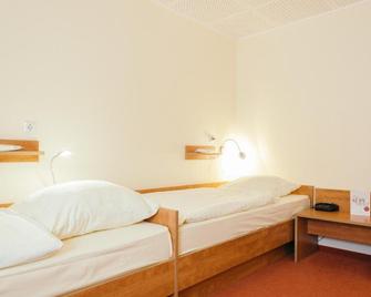 Hotel Daub - Bremervörde - Bedroom