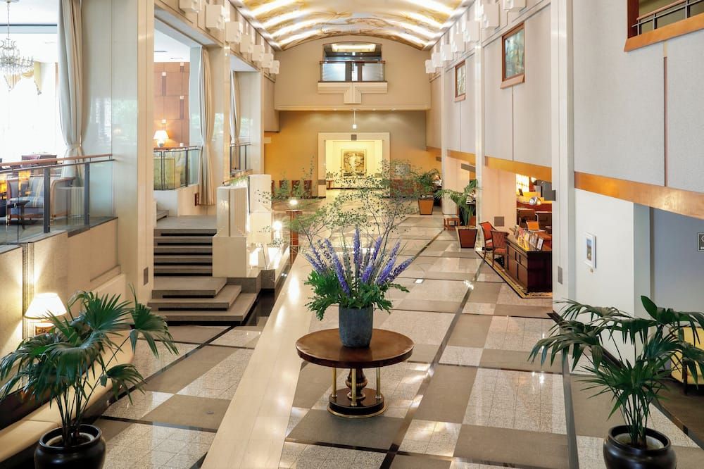 بريميير هوتل تسوباكي سابورو