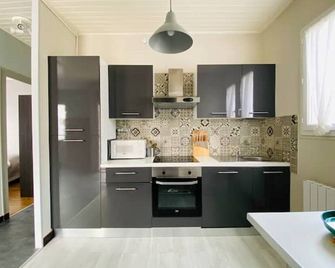 The Oleanders - Le Bois-Plage-en-Ré - Küche