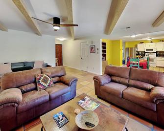 Casa Calabaza - Santa Fe - Living room