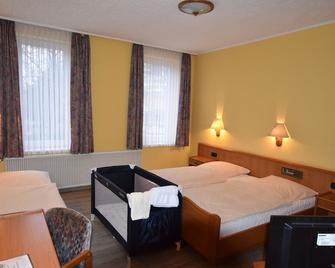 Hotel Deutsche Eiche Northeim - Northeim - Schlafzimmer