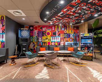 B&B HOTEL Boulogne-sur-Mer Centre Les Ports - Boulogne-sur-Mer - Lounge