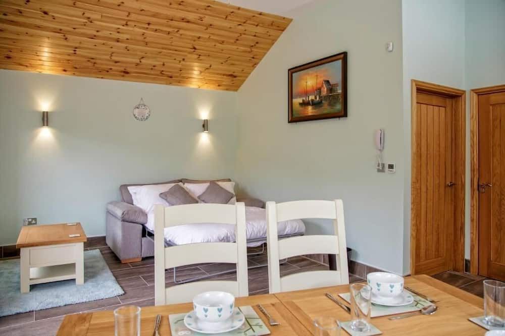 Canada Lodge and Lake - Cowbridge - Comedor