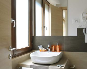 Honey Rooms - Roma - Bagno
