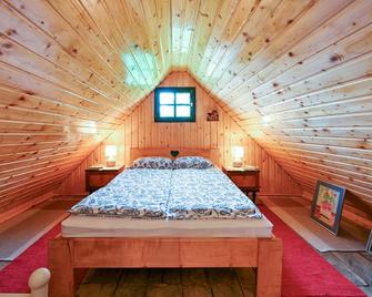 Nice Home In Konjscina With Jacuzzi - Hrašćina - Habitación