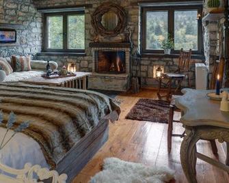 Magic Mountain - Karpenísi - Bedroom