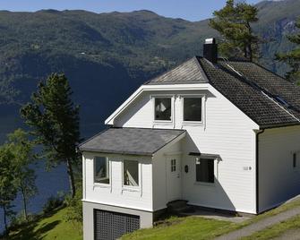 Ørneredet - Eagle's Nest - Stordal - Edificio