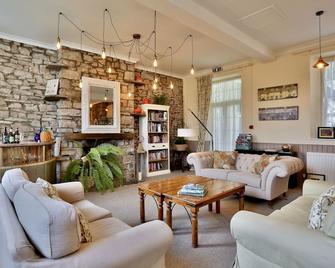 Family house in the Brecon Beacons (close to Crickhowell, Hay & Brecon) - Crickhowell - Living room