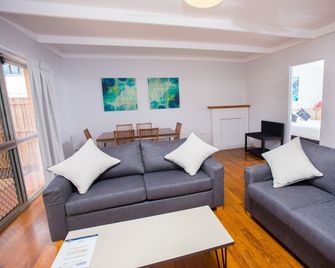Wilsonton Hotel - Toowoomba - Living room