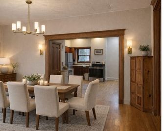 White Rose Inns - Wisconsin Dells - Dining room
