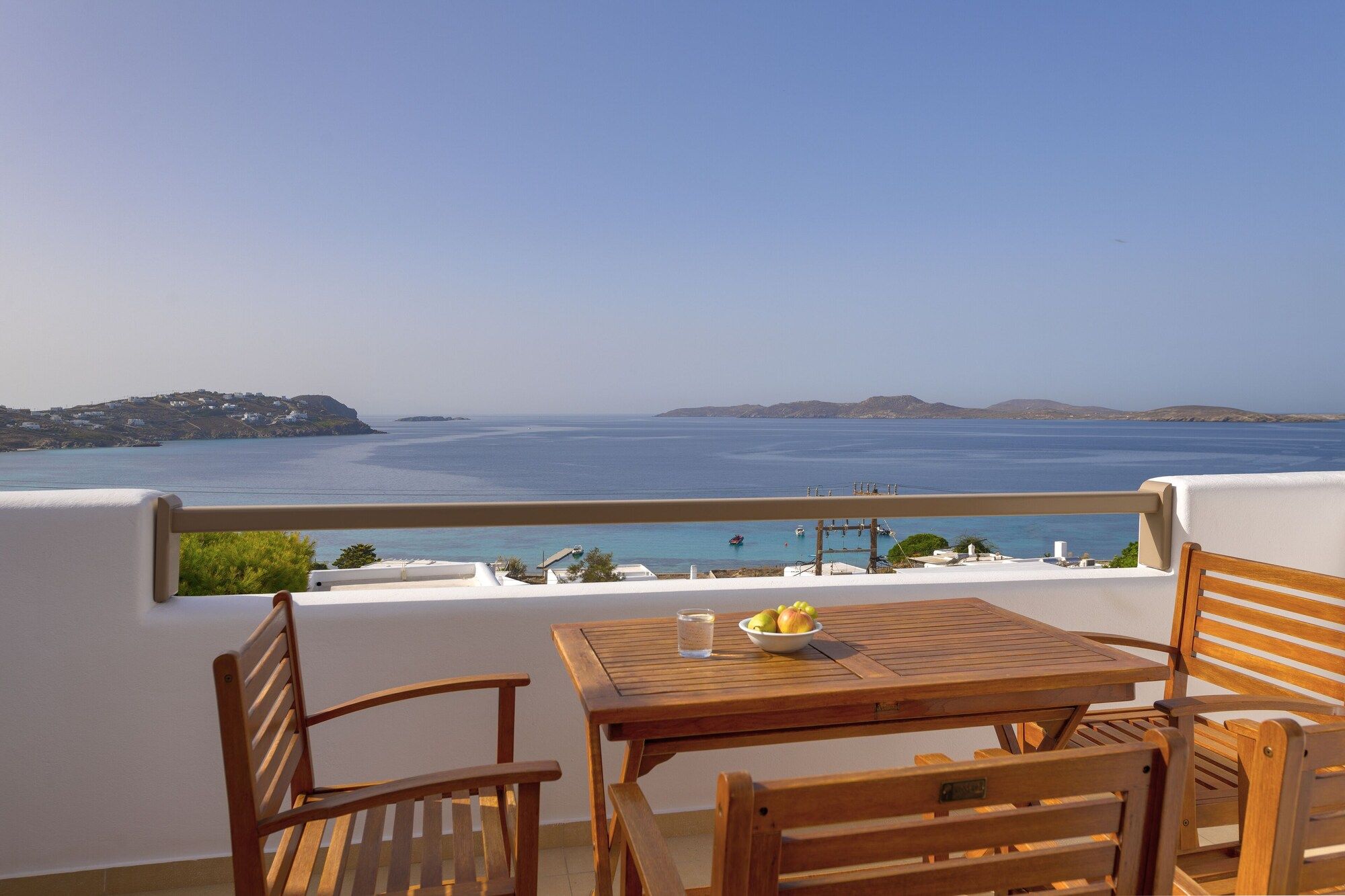 ليثوز باي سبيروس & فلورا