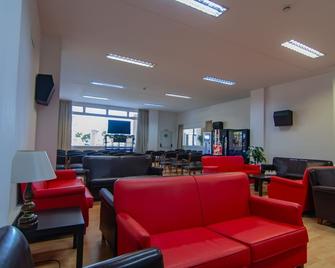 Hostel Residencia Alfil - Málaga - Lounge
