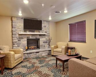 Cobblestone Inn & Suites - Linton - Linton - Sala de estar