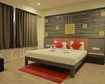 Hotel Sai Palkhi Niwara - שירדי